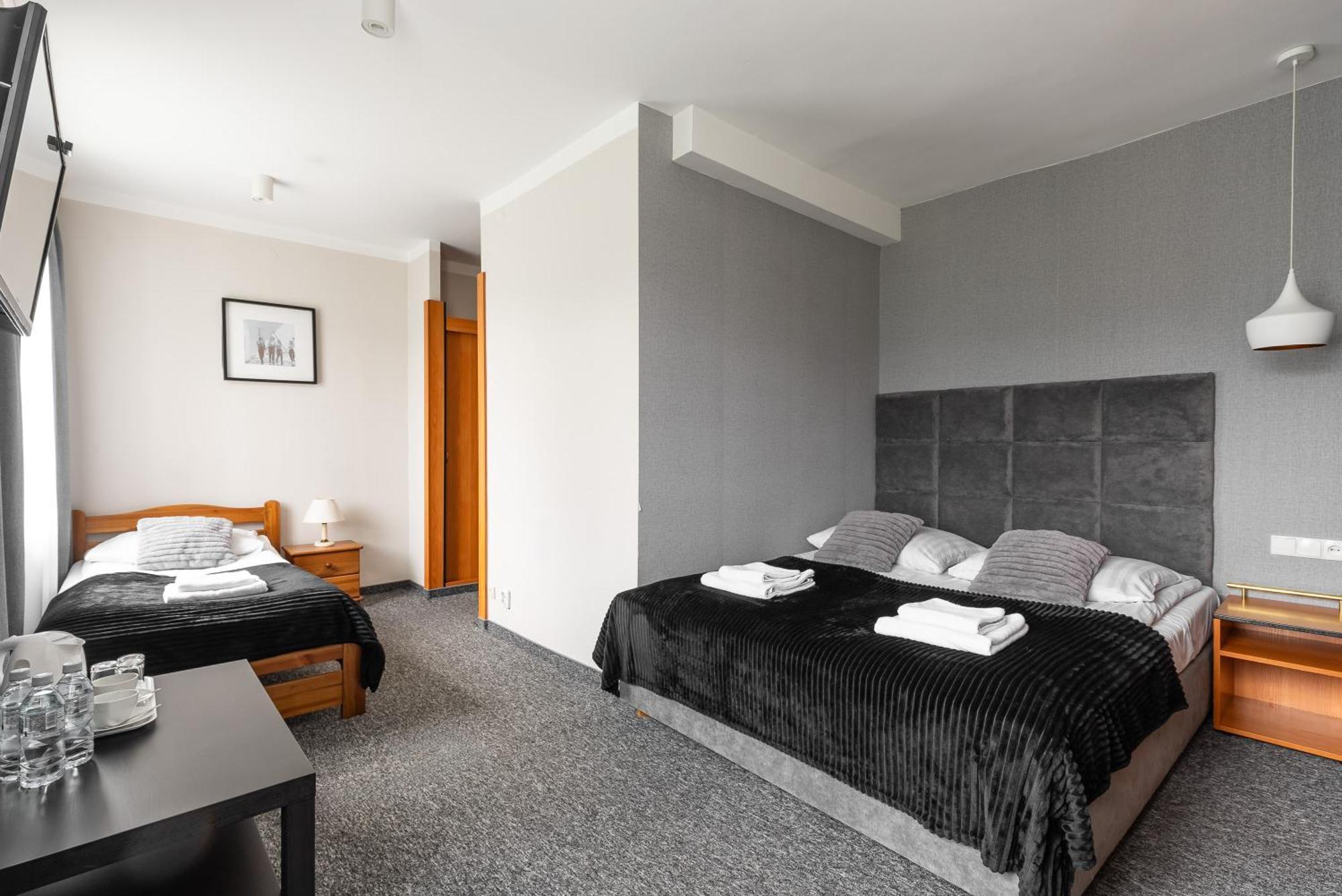 Hotel Helios 300M Od Krupowek Nowy Basen Od 12 Lipca Закопане Екстериор снимка