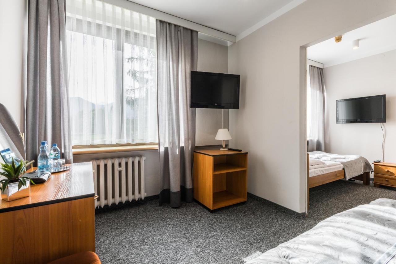 Hotel Helios 300M Od Krupowek Nowy Basen Od 12 Lipca Закопане Екстериор снимка
